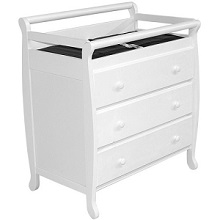 Dream on Me Liberty Collection 3-Drawer Changing Table in White.